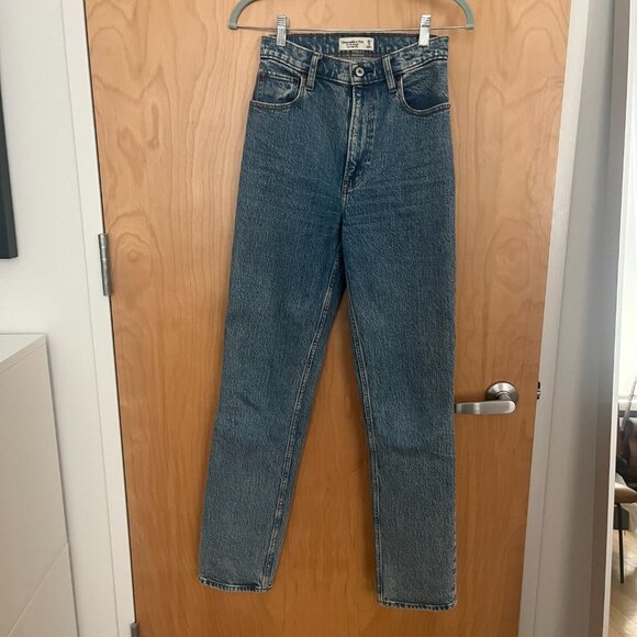 Abercrombie Jeans | Ultra High Rise 90s Straight | Medium | Size 25L | Like New - Picture 6 of 14